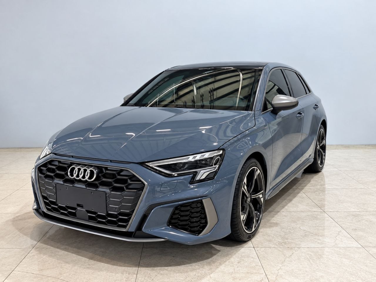 AUDI A3 SPORTBACK ЕДЕТ В МОСКВУ