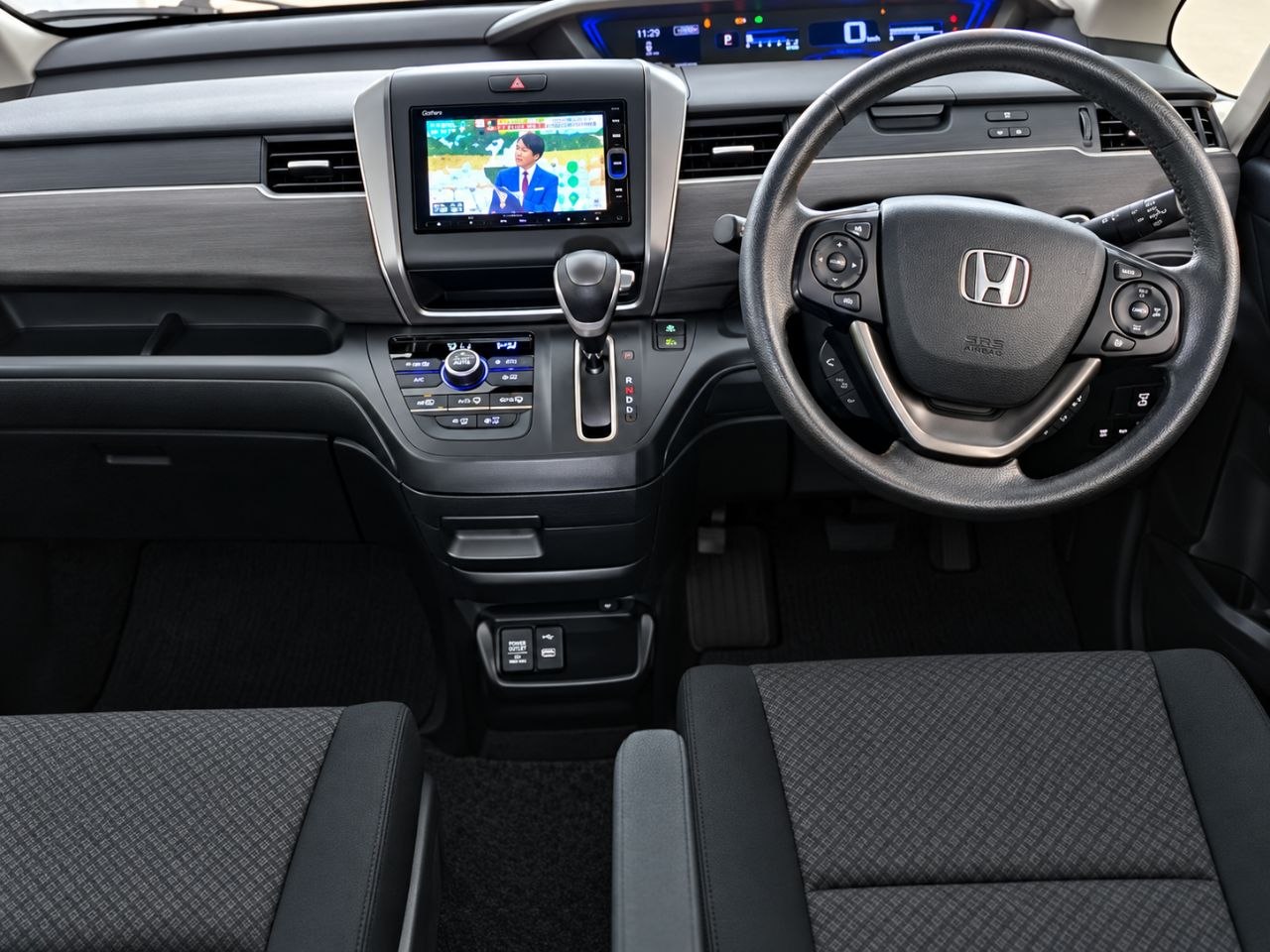 HONDA FREED ЕДЕТ В ИРКУТСК — фото 4